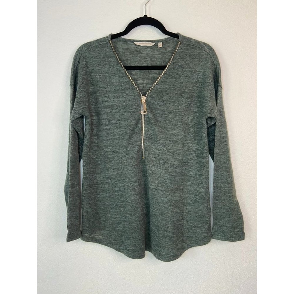 Soft Surroundings women's small green knit gold zipper front stretch top blouse
